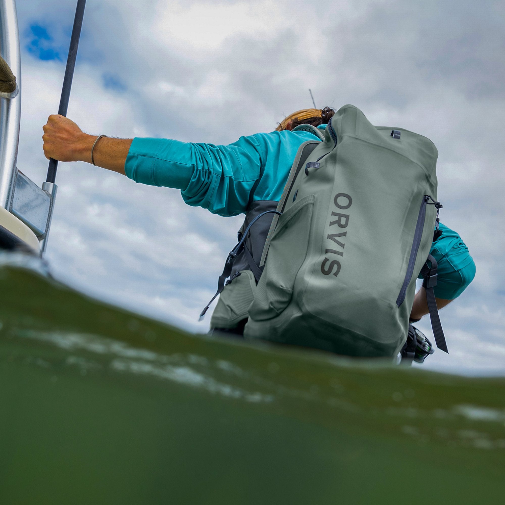 PRO WATERPROOF BACKPACK 30L